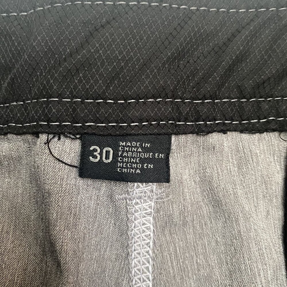 O'Neill Hybrid Men's Shorts Grey Bermudas Stretch Casual Surf Wear Size 30 - Picture 2 of 6